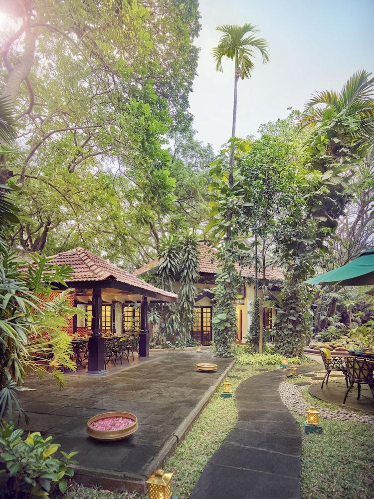 Vivanta Bengaluru Residency Road Exteriör bild